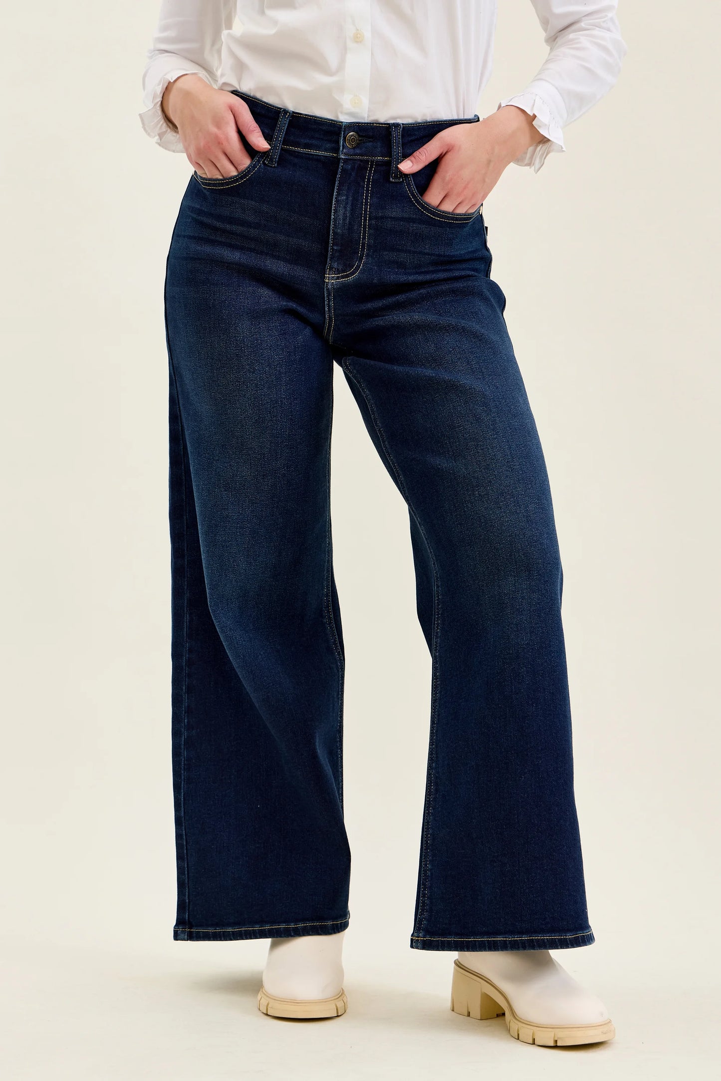 Judy Blue LUX Wide Petite