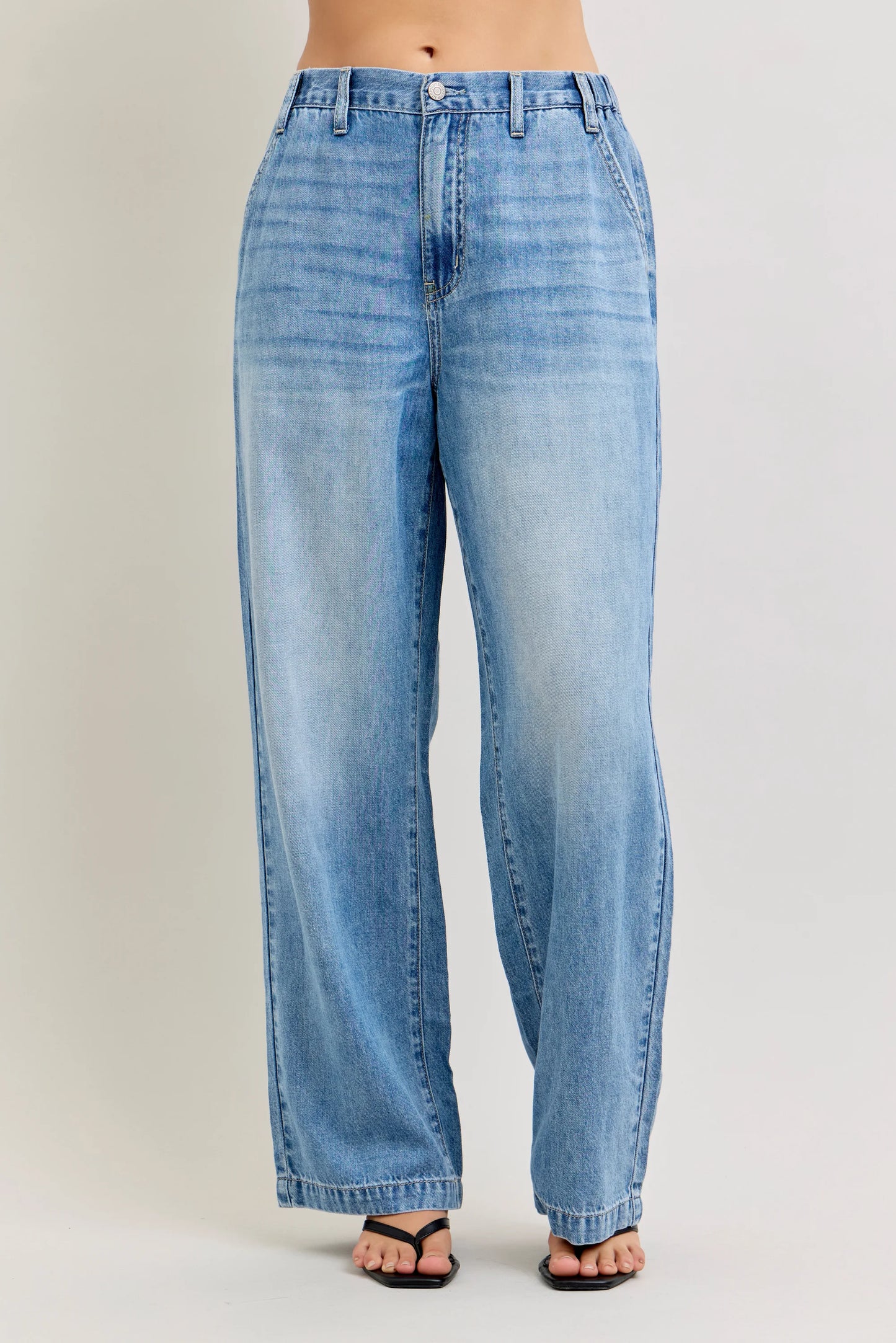 Judy Blue Featherweight Baggy
