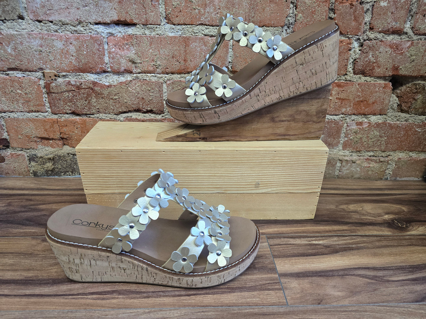 Corkys Mic Drop Wedge