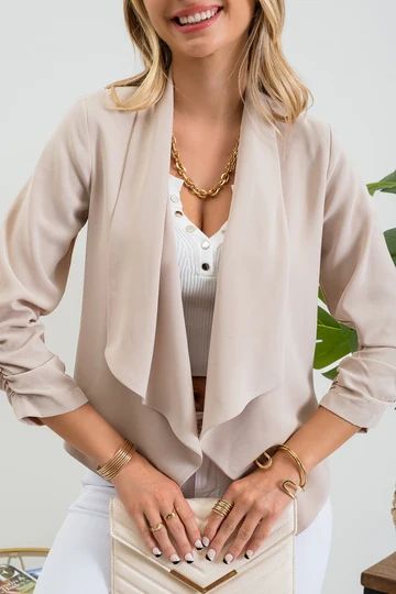 ROUCHED SLEEVE BLAZER