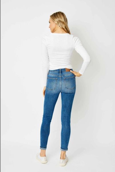 JUDY BLUE CUFFED HEM SKINNY