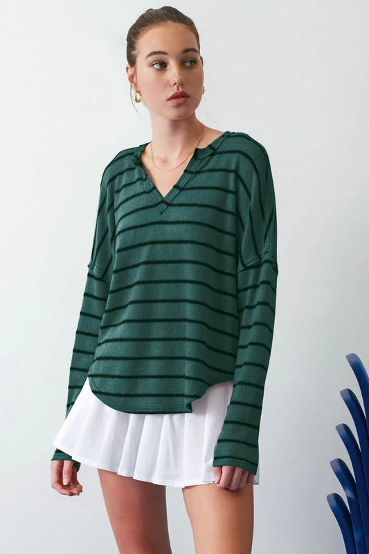 EXPOSED SEAM KNIT TOP