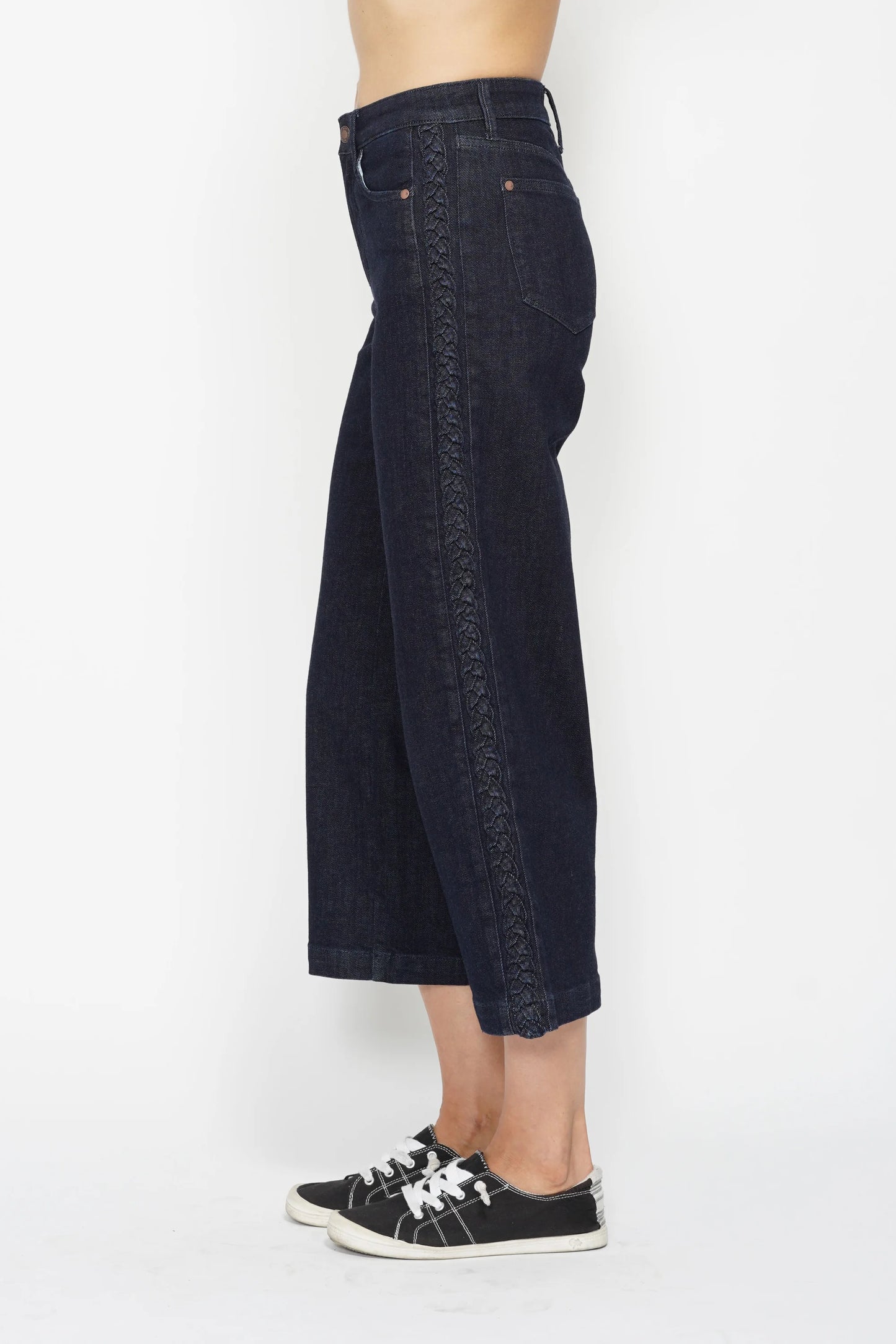 Judy Blue Braid Crop