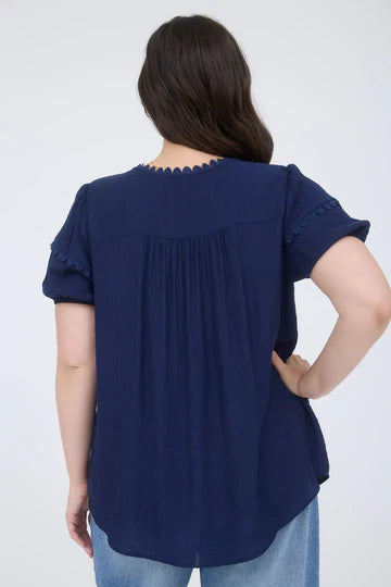 SCALLOP FRONT TIE TOP