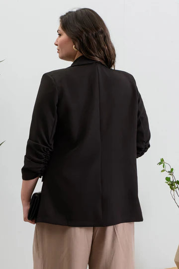 RUCHED SLEEVE BLAZER