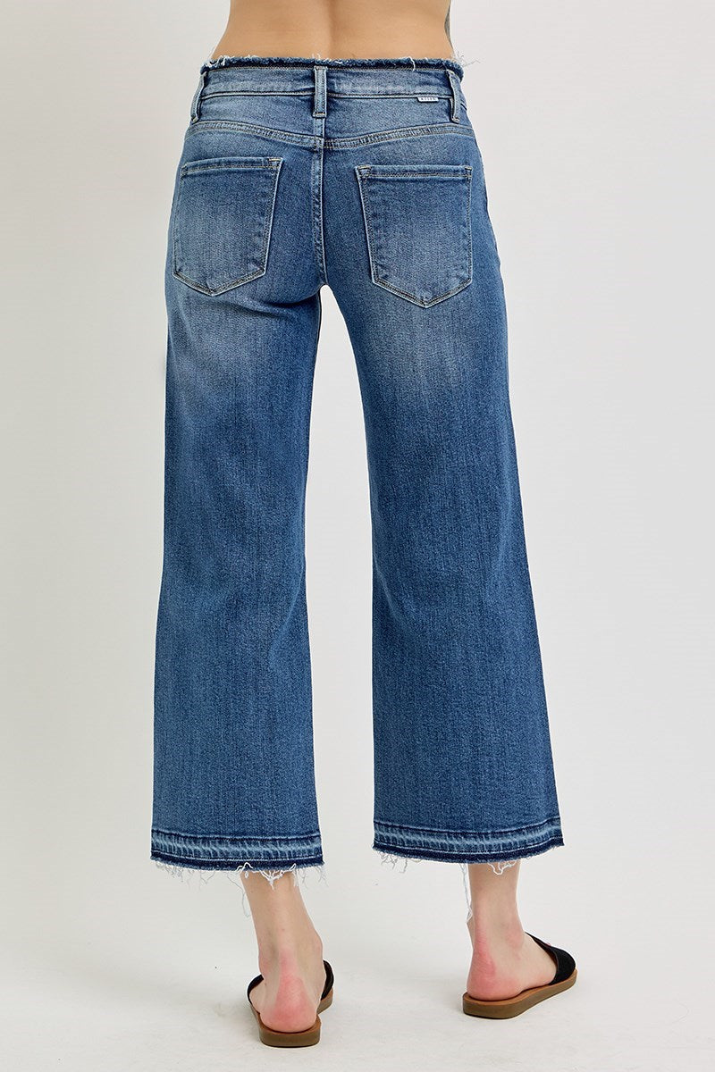 RISEN CROP SHADOW HEM JEANS