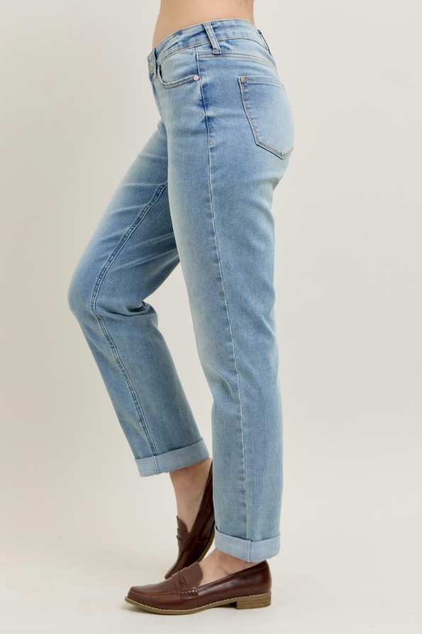 Judy Blue V-Front Boyfriend