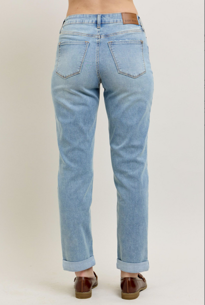 Judy Blue V-Front Boyfriend