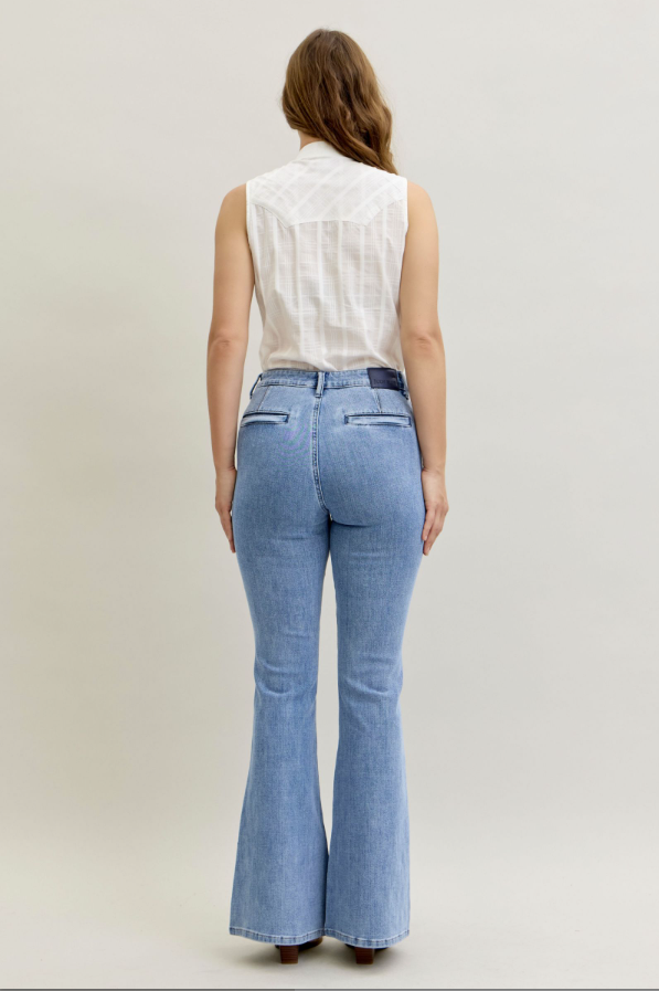 Judy Blue Welt Pocket Flare