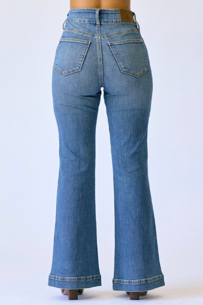 Judy Blue Petite Flare