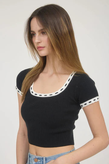 Detail Stitch Crop