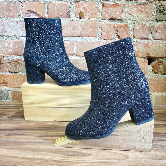 RAZZLE DAZZLE GLITTER BOOT