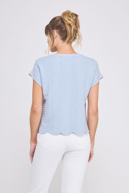 Scallop Pattern Knit Top